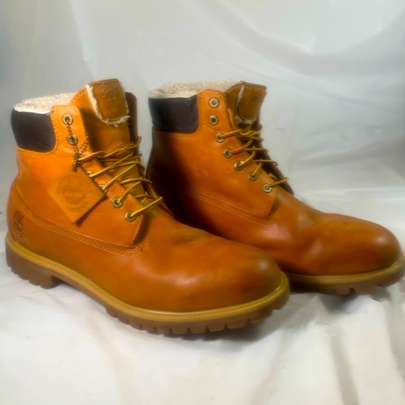 Timberland Mens Classic 6” Fur Lined Waterproof Wheat Nubuck/Fleece 6065R Boots